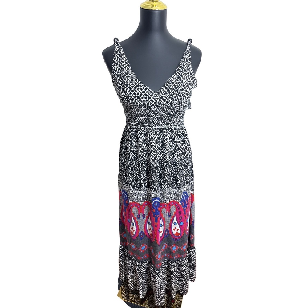 Charlotte Russe Maxi Dress Women Medium Black White Pink Paisley‎ Smocked Boho